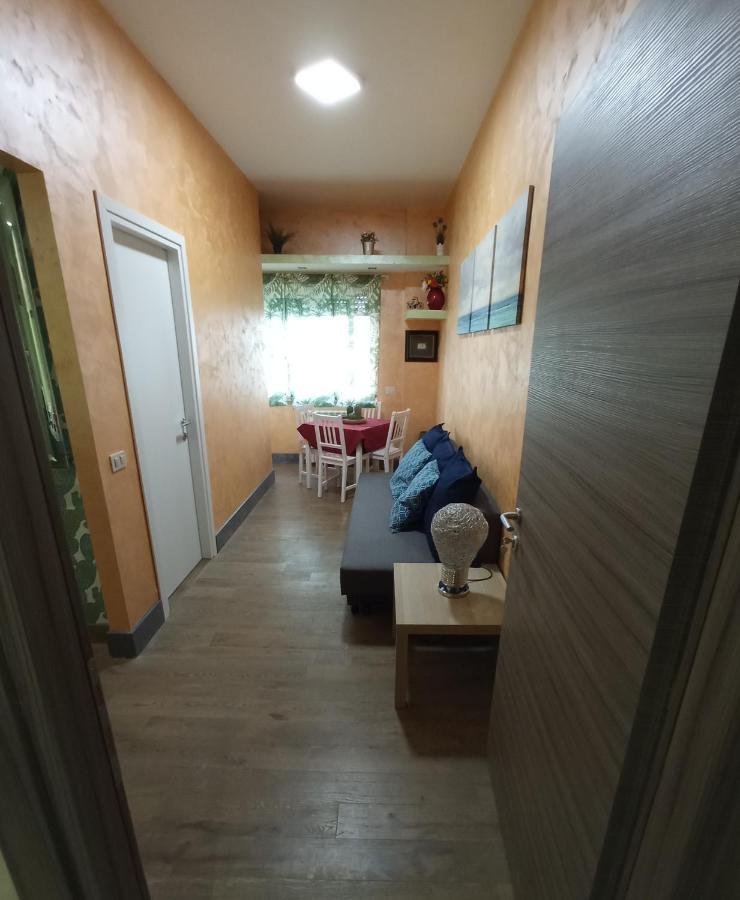 C&E Suites Roma Lido di Ostia Ngoại thất bức ảnh