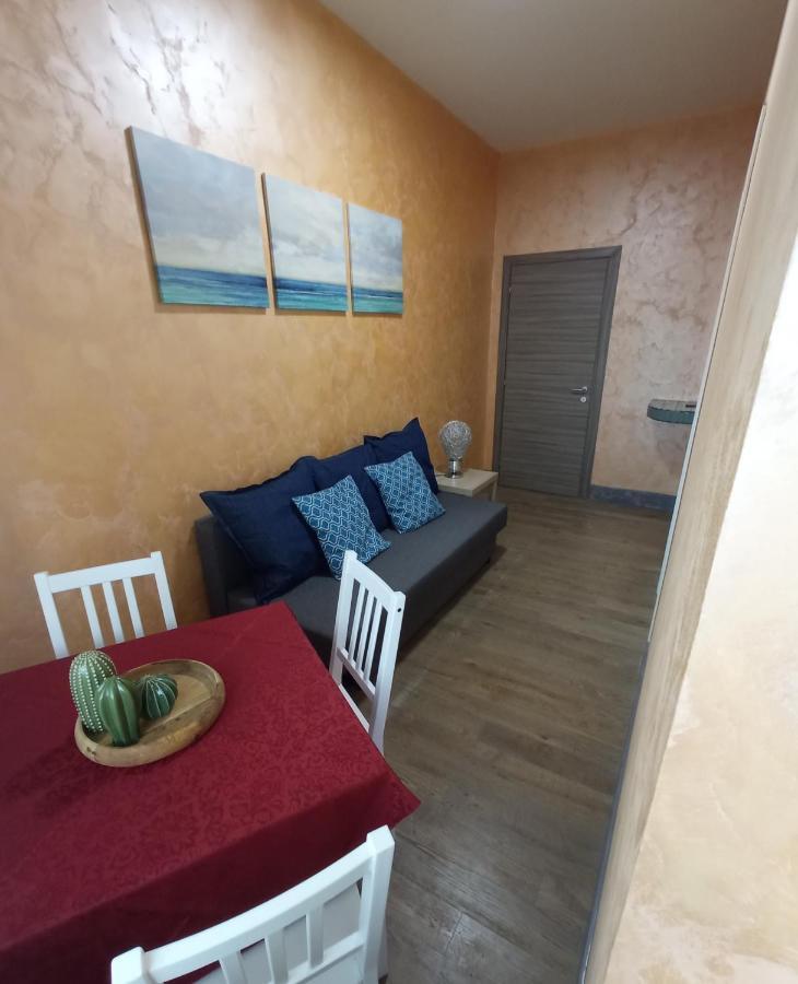 C&E Suites Roma Lido di Ostia Ngoại thất bức ảnh